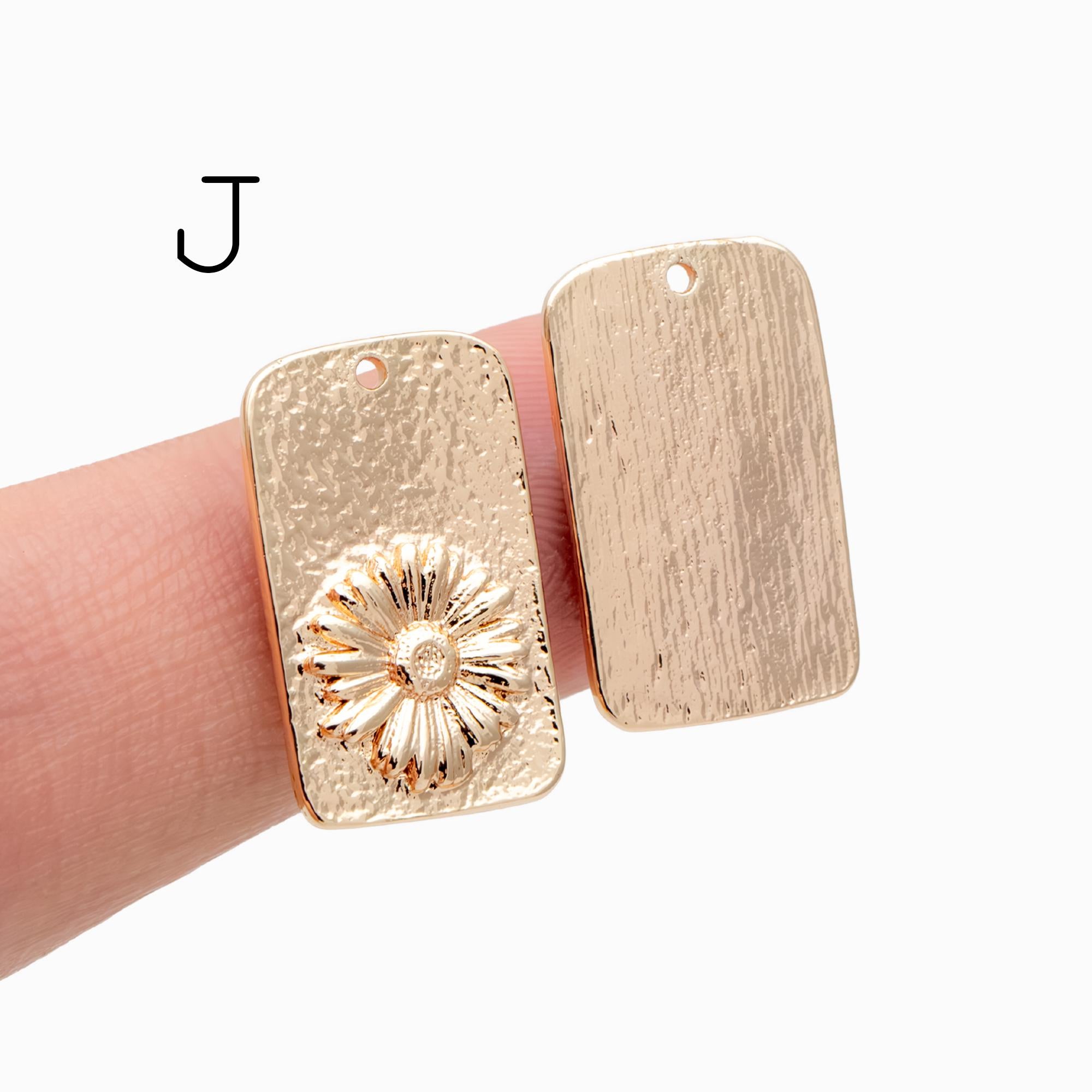 4pcs Gold Flower Charms, 18K Gold plated Brass, Flower Earring Pendants (GB-1281)